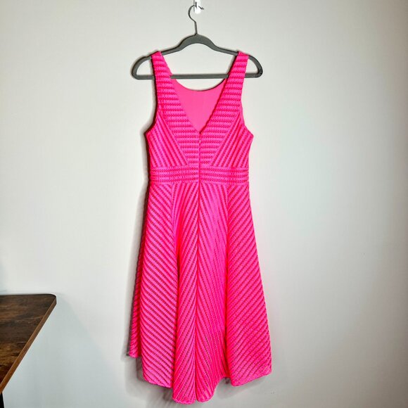 Lilly Pulitzer Tilly Bright Pink Asymmetrical Dress Vacation Resortwear Preppy L - Picture 5 of 7